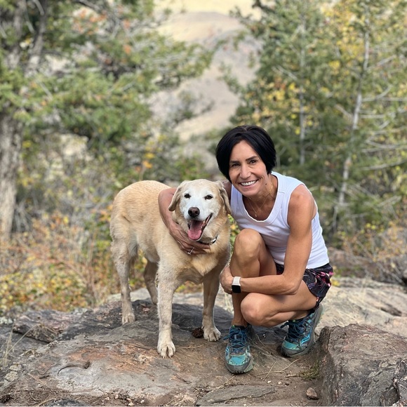 Meet your Posher, Stephanie - Picture 16 of 16